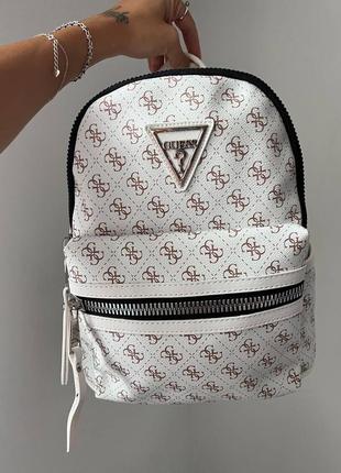 Стильный женский белый рюкзак guess