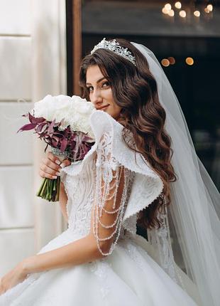 Весільна сукня