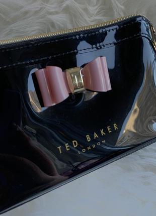 Красивая косметичка ted baker2 фото