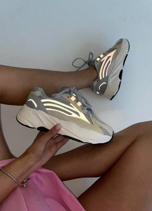 Жіночі замшеві кросівки adidas yeezy boost 700 v2  🆕адидас изи буст 700