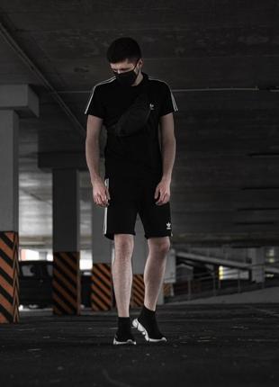 Комплект чорний шорти+футболка