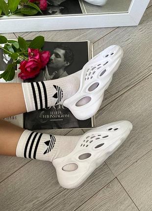 Літні сандалі adidas адідас yeezy foam runner white🍹36рр - 44рр🍹, білі капці адідас, сланці літні