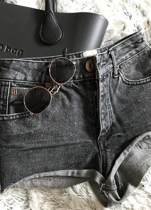 Шорти river island