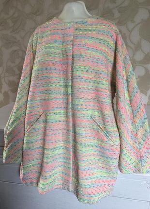 Объёмный летний цветной пиджак