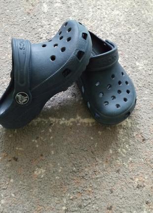 Crocs