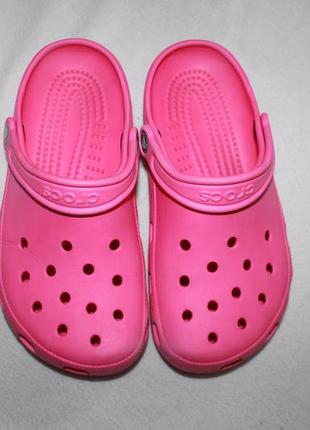 Крутые кроксы фирмы crocs размер m4 w6 по стельке 23,5-24 см.