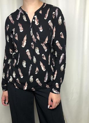 Сорочка colloseum collection в принт пір‘їнки рубашка в перья блуза