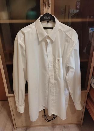 Базовая белая рубашка оверсайз