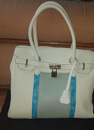 Стильна класична сумка в ідеальному стані