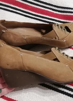 Кожаные женские туфли clarks 38-38.5 р.2 фото