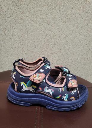 Сандалі босоніжки mountain warehouse