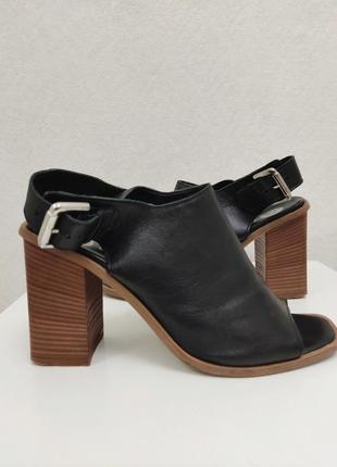 Босоніжки river island (оригінал)