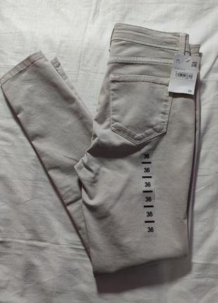Жіночі однотонні джинси, скіні jessica (c&a), розмір s, пісочний10 фото