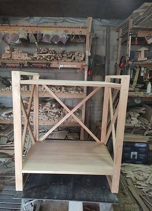 Етажерка дерев'яна під різні потреби