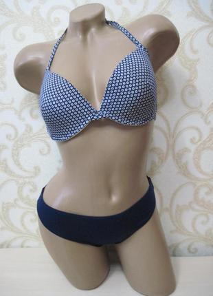 Красивий купальник tezenis