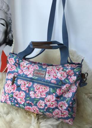Цветочная веселая добротная сумка кросс боди, голубая  в цветы, бренд cath kidston2 фото