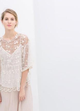 Мереживна біла квіткова блузка zara