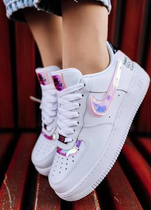 Женские белые кроссовки nike air force low have a good game переливаются