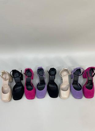 Трендові блсоніжки на квадратному каблуку