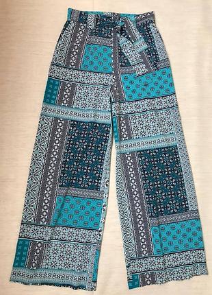 Красиві широкі брюки