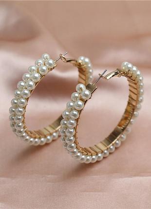 Оригинальные серьги кольца дорожка с жемчугом