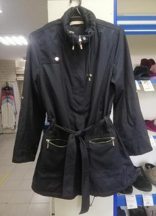 Куртка жіноча.