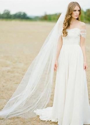 Фата на гребне длиной 250 см