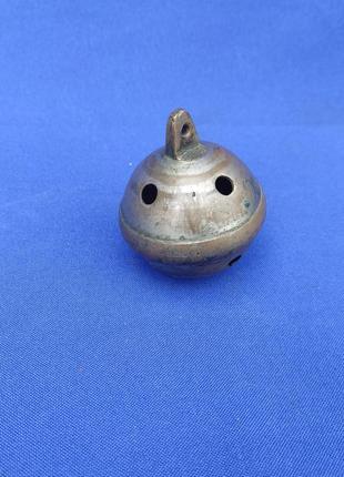 Старый винтажный колокольчик бубенец игрушка юубенци1 фото