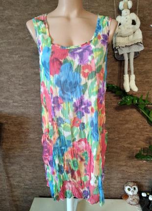 Подовжена блузка з кишенями. німеччина.