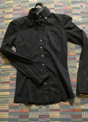 Чорна сорочка