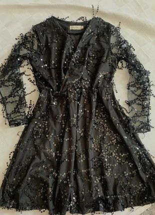 Платье чёрное в пайетках1 фото