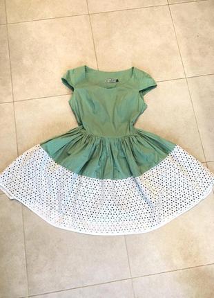 Лялькова сукня смарагдового кольору