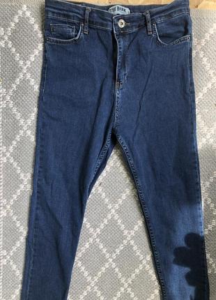 Джинси скіни