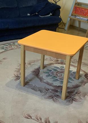 Дитячий столик