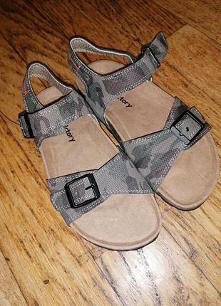 Босоножки victory оригинал - 31 размер.