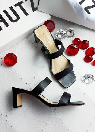 Schutz оригінал чорні шкіряні босоніжки