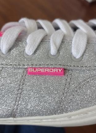 Кеды серебро superdry оригинал  39 -404 фото