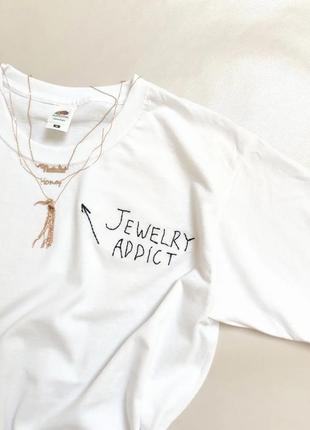 Нестандартна футболка з вишивкою бавовна позсір м, l