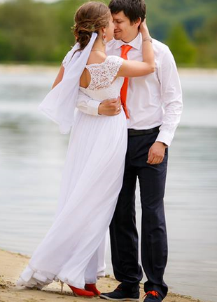 Легке повітряне весільне плаття2 фото