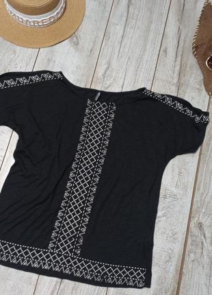 Футболка жіноча colours of the world