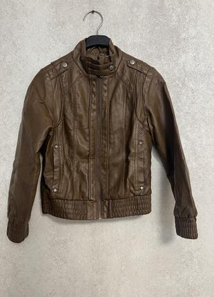 Куртка кожзам осінь 128 дівчинка