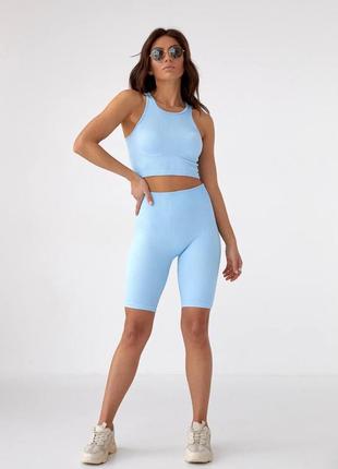 Костюм топ и велосипедки