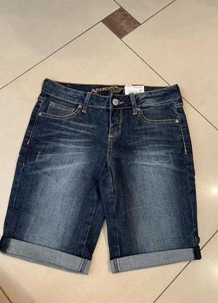 Нові джинсові шорти s