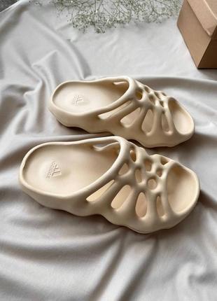 Тапки тапочки yeezy 450 slide ‘cream’ шлепки4 фото