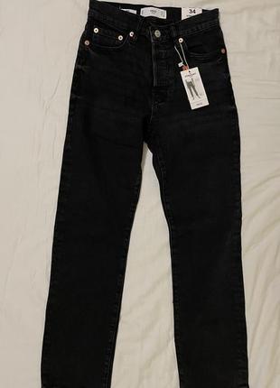 Стильные прямые джинсы брендовые mango, чорні прямі джинси базові прямой фасон. посадка на талии.