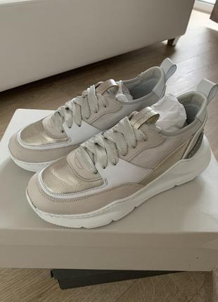 Кроссовки santoni
