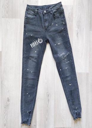 Круті темно-сірі джинси з принтом розмір ххs-хs10 фото