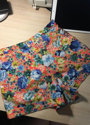Цветочные шорты topshop fluro floral print shorts9 фото