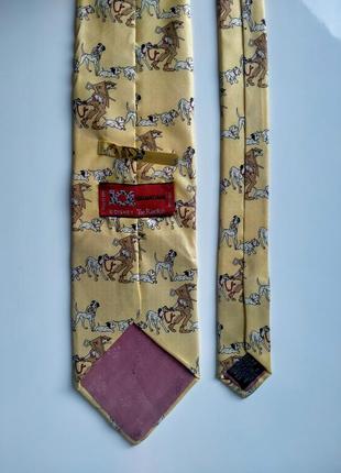 Жёлтый галстук 101 далматинец tie rack3 фото