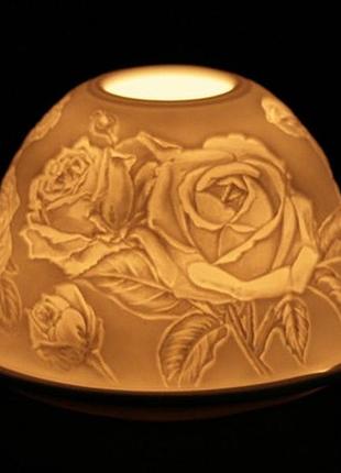 Подсвечник из фарфора цветы розы / подсвечник из фарфора цветы розы 11x11x8 см